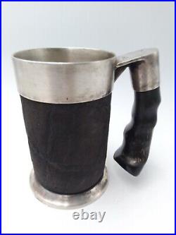 ART DECO MUG poinçon d'orfèvre TH SPC en métal argenté et cuir prise en corne