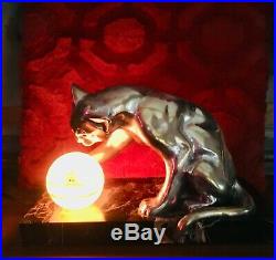 ART DECO. SUPERBE Veilleuse chat du sculpteur BOURCART 1930