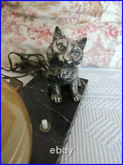 Chat en régule argenté veilleuse Art Déco lampe de chevet marbre statue chat