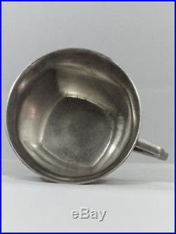 Deux tasses Gallia avec soucoupe, en métal argenté