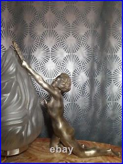 Grande lampe art deco 1930 sculptures femmes nues en bronze argenté 57cm