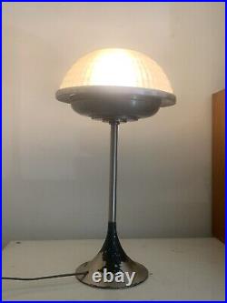 Lampe Art Deco Moderniste style Bauhaus forme champignon