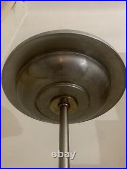 Lampe Art Deco Moderniste style Bauhaus forme champignon