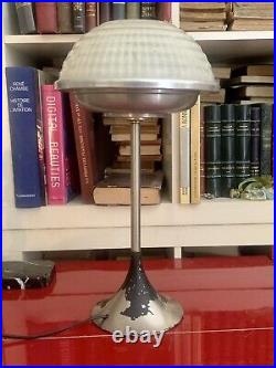 Lampe Art Deco Moderniste style Bauhaus forme champignon