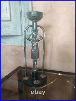 Lampe figurative art deco en métal argenté Femme egyptienne lady egyptian