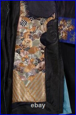 Magnifique Robe brodé cannetille or et argent Chine Circa 1920 Art Deco robe