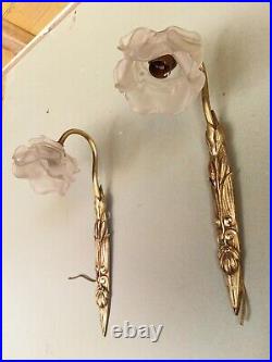 Paire d'Appliques ART DECO en BRONZE et TULIPES en verre